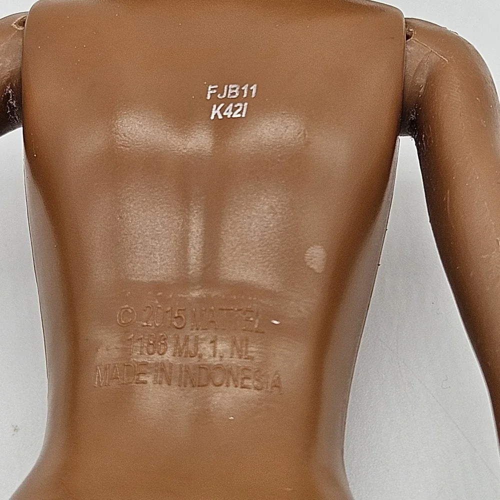 Barbie Fashionista Doll Dark Brown Curly Hair Afro Textured Brunette Body Mattel